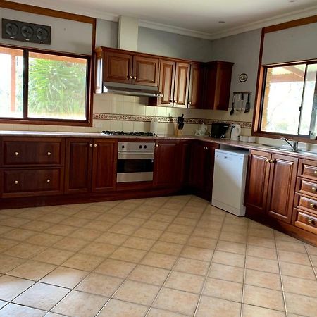 Bee'S Place - 3 Bedroom Home On 10 Acres Of Land With Distant Ocean Views Emu Bay Εξωτερικό φωτογραφία